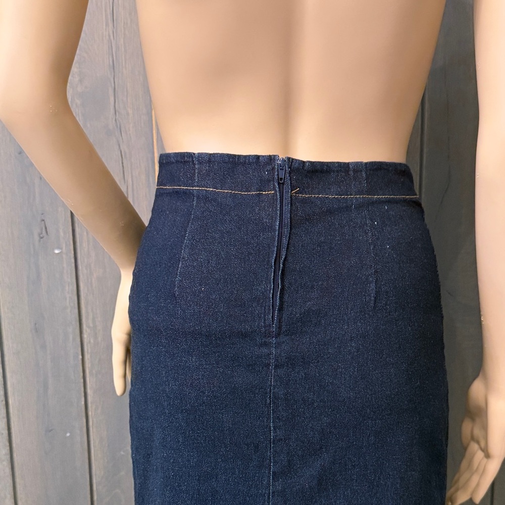 2 Piece Vintage Stretch Denim Maxi Skirt with High Slit Lace-Up Detail - Picture 5 of 9